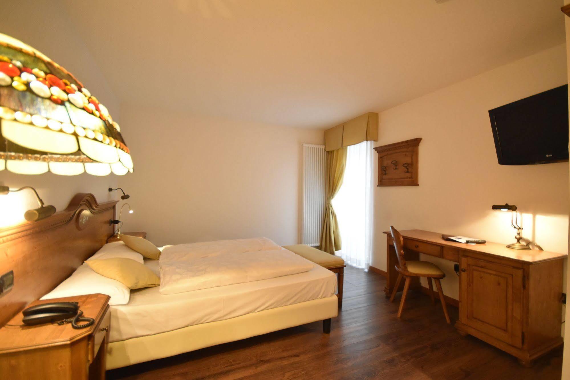 Folgaria Post Hotel Экстерьер фото