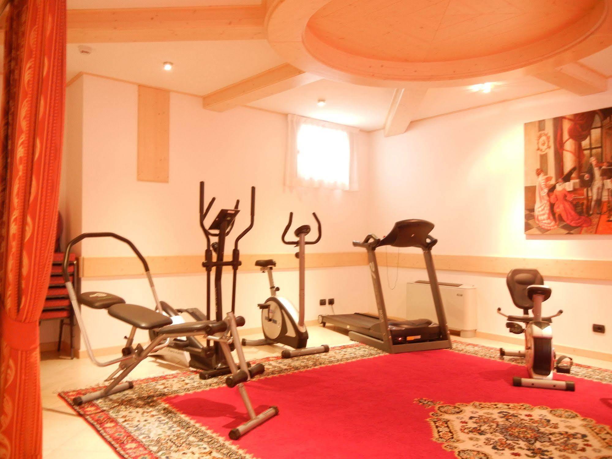 Folgaria Post Hotel Экстерьер фото