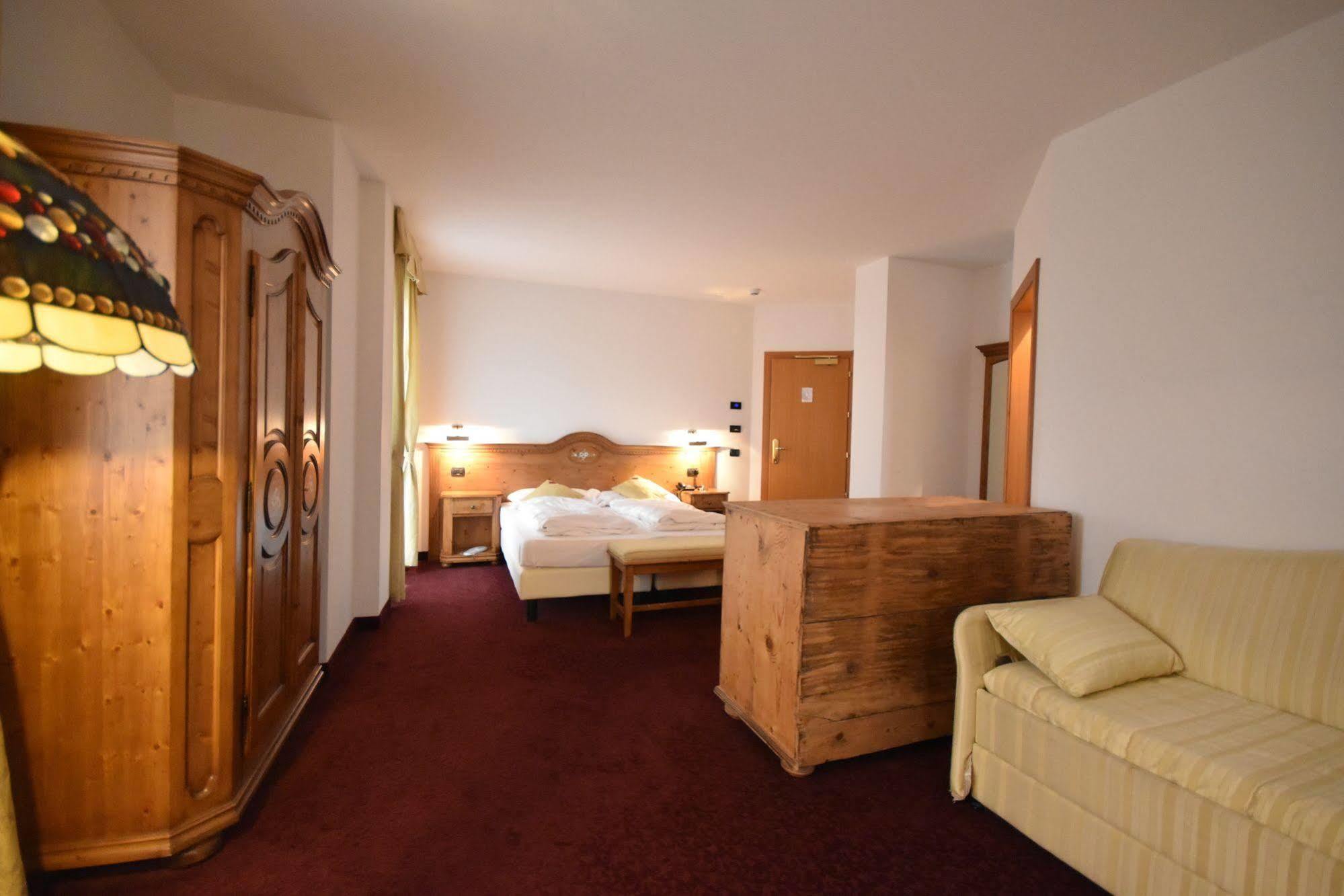 Folgaria Post Hotel Экстерьер фото